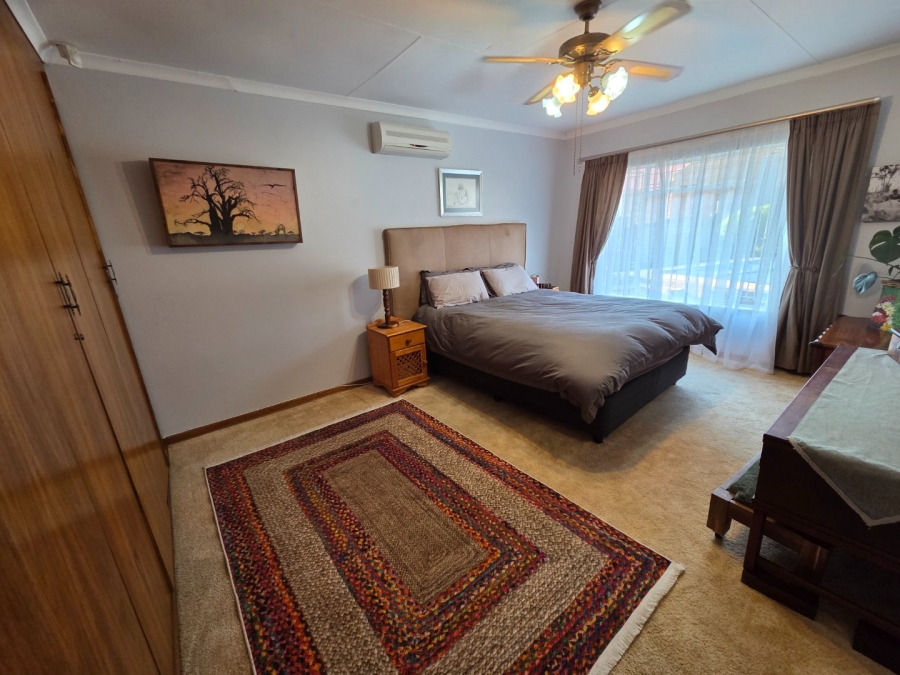 4 Bedroom Property for Sale in Heuwelsig Free State